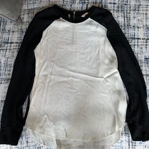 Rebecca Taylor Size 4 Silk Long Sleeve